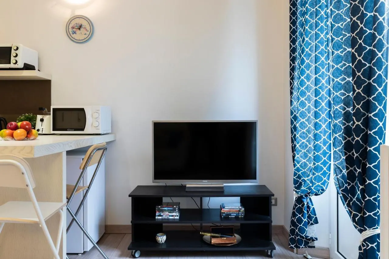 アパート Cosy Home - Porta Romana M3 ミラノ