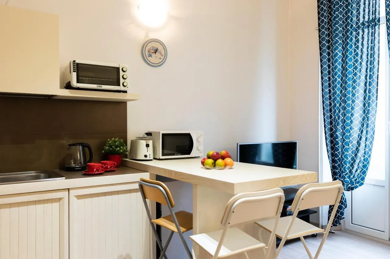 アパート Cosy Home - Porta Romana M3 ミラノ