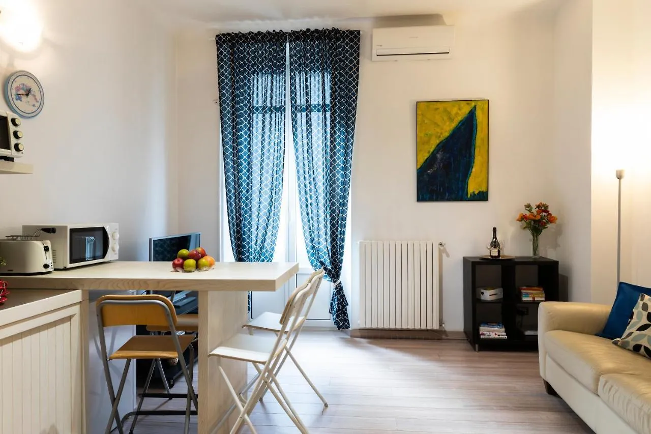 Cosy Home - Porta Romana M3 밀라노 이탈리아