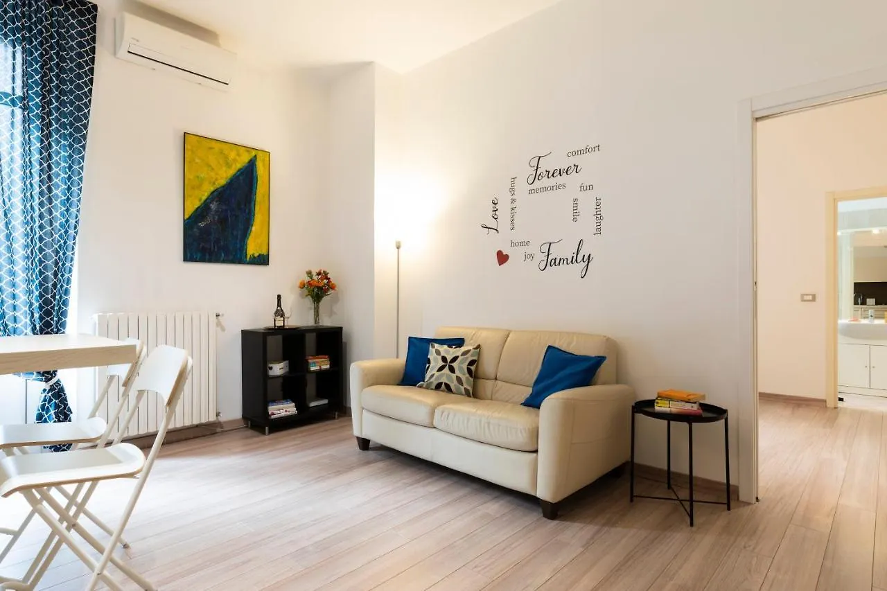 Cosy Home - Porta Romana M3 밀라노 아파트