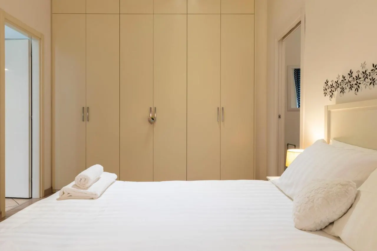 Cosy Home - Porta Romana M3 밀라노 0*,