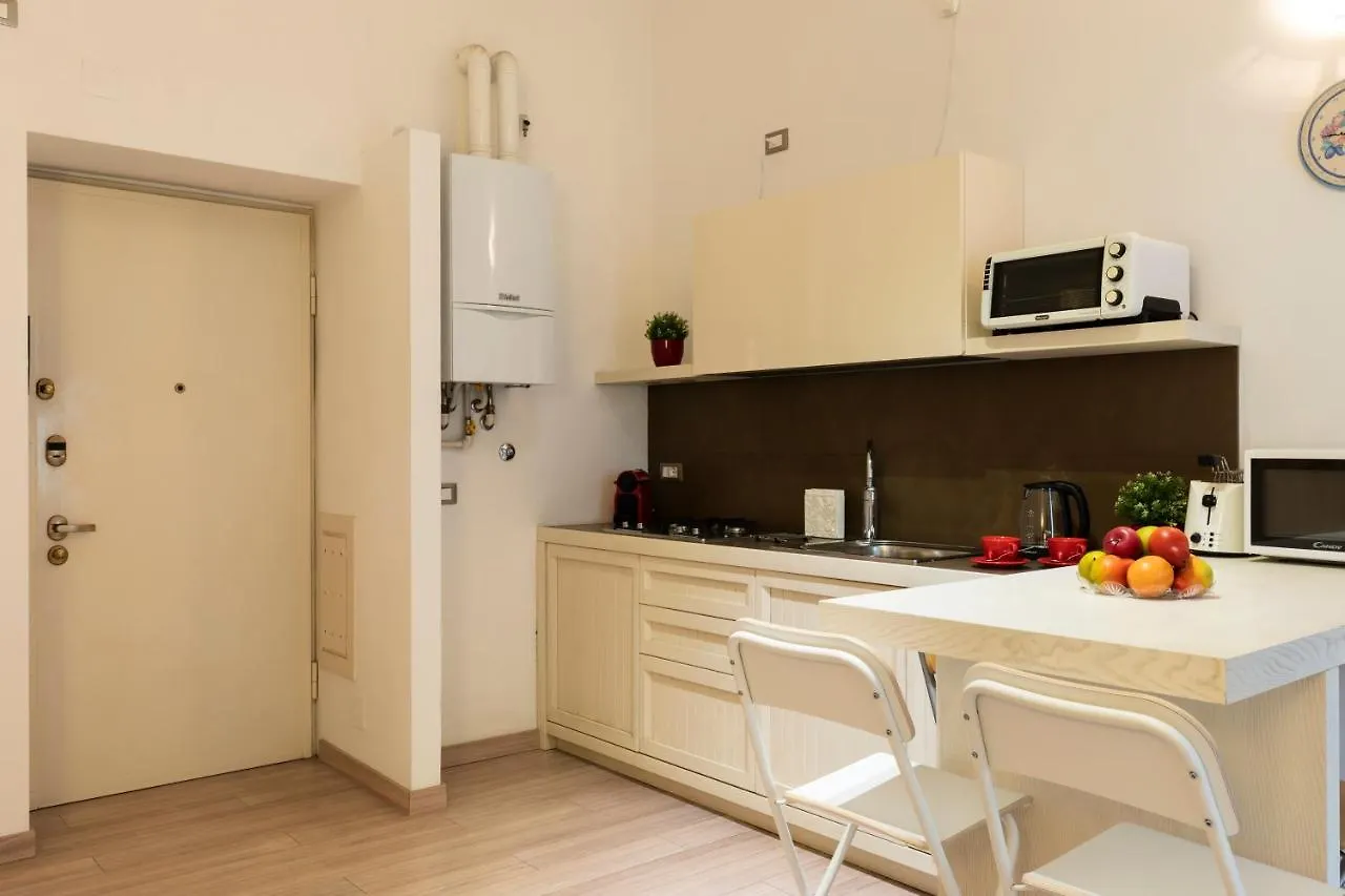 Cosy Home - Porta Romana M3 밀라노 아파트